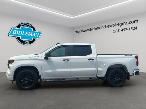 Used 2022 Chevrolet Silverado 1500 Custom w/ Rally Edition AWD/4WD image 4