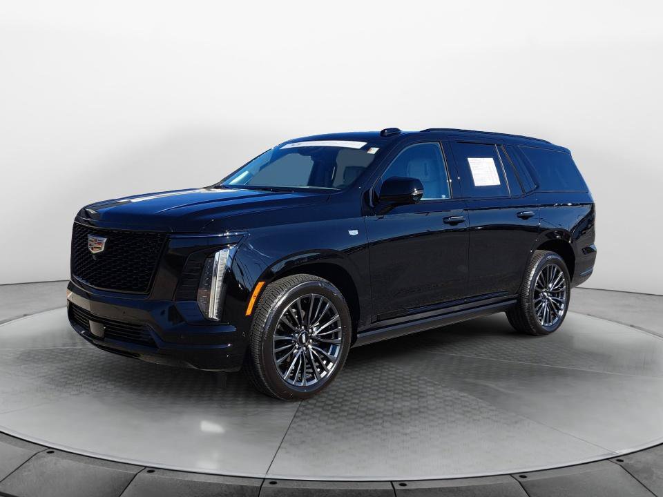 Certified 2025 Cadillac Escalade Sport Platinum w/ LPO, Floor Liner Package AWD/4WD image 3