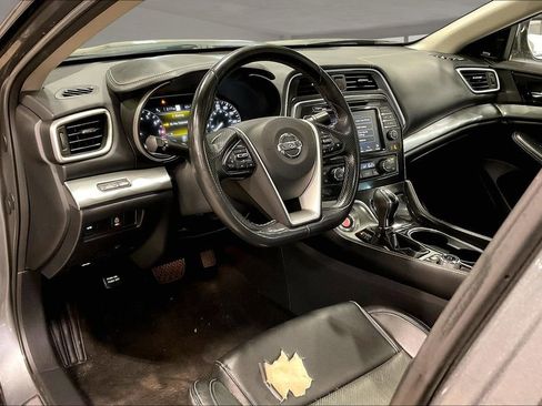 Used 2020 Nissan Maxima 3.5 SL w/ Floor Mat Group FWD image 17