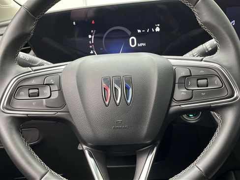 Certified 2024 Buick Encore GX Preferred AWD/4WD image 12