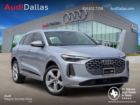 Certified 2025 Audi Q5 Premium Plus w/ Premium Plus image 1