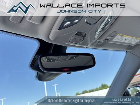 Used 2022 Jeep Compass Latitude w/ Sun and Sound Group AWD/4WD image 17