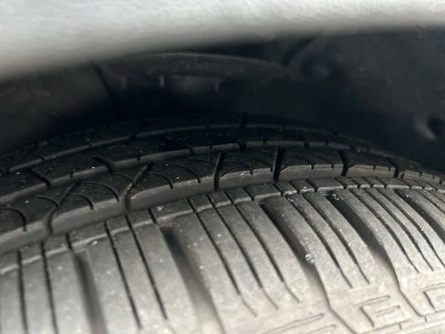 Used 2014 Hyundai Santa Fe Sport 2.0T w/ Navigation Package 06 image 10