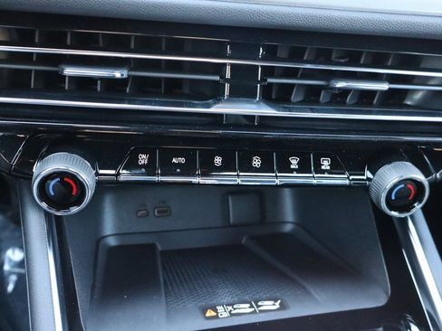 New 2026 Chevrolet Traverse LT w/ Enhanced Driving Package image 11