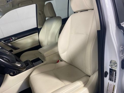 Certified 2022 Lexus GX 460 Premium AWD/4WD image 13