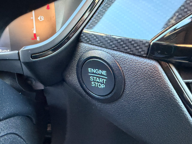 Certified 2025 Ford Escape ST-Line Select AWD/4WD image 21