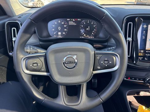 Used 2021 Volvo XC40 T5 Inscription w/ Protection Package Premier image 25