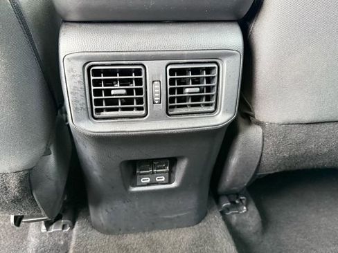 Used 2024 Toyota RAV4 XLE image 12