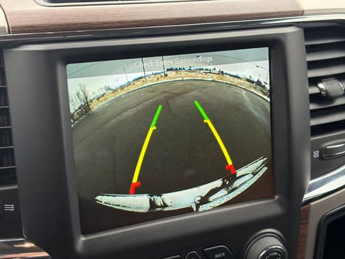 Used 2018 RAM 1500 Laramie w/ Convenience Group image 16