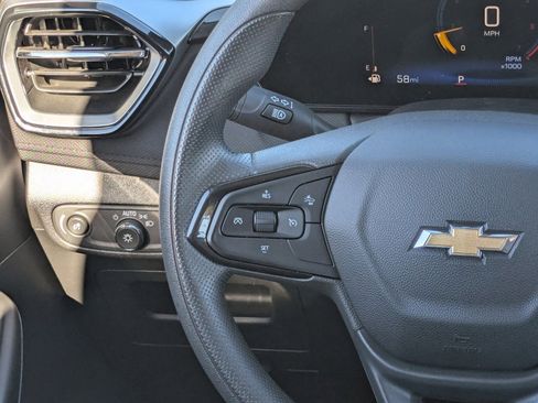 Used 2024 Chevrolet TrailBlazer LT w/ Driver Confidence Package image 20