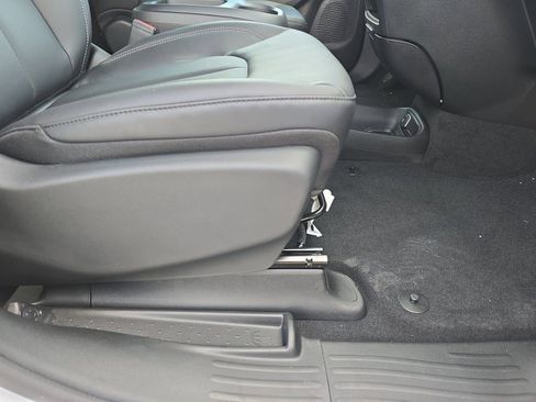 New 2026 Chrysler Voyager LX image 31