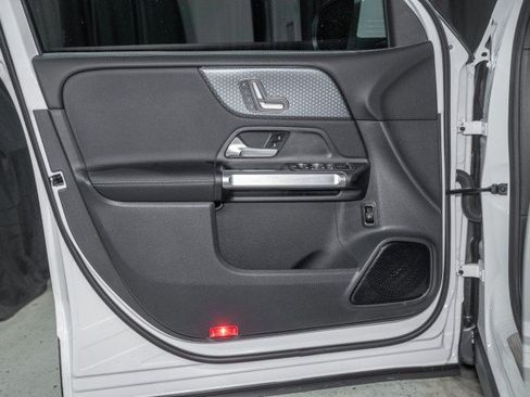 Certified 2026 Mercedes-Benz GLB 250 image 10