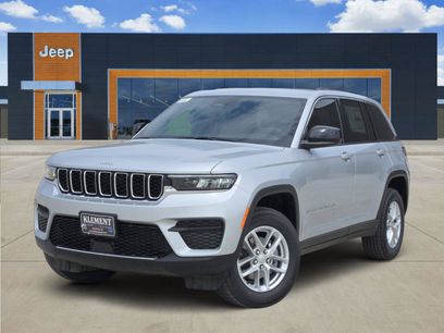 New 2026 Jeep Grand Cherokee Laredo w/ Trailer Tow Package