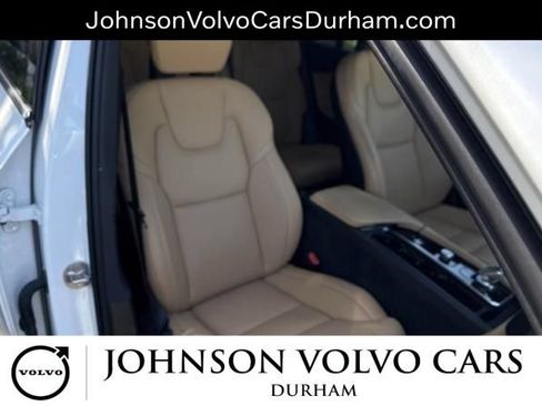 Used 2024 Volvo XC90 B6 Ultimate w/ Protection Package AWD/4WD image 9