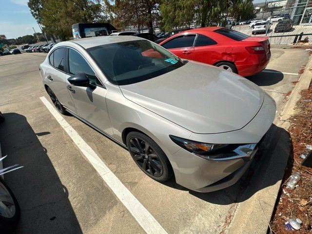 Used 2024 MAZDA MAZDA3 s FWD image 1