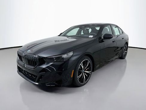 New 2027 BMW 540i xDrive w/ M Sport Package AWD/4WD image 3