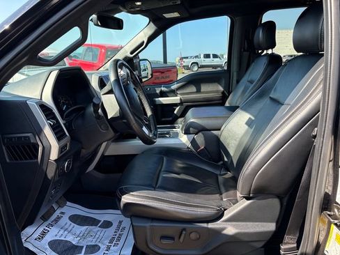 Used 2019 Ford F150 Lariat w/ Equipment Group 502A Luxury AWD/4WD image 8
