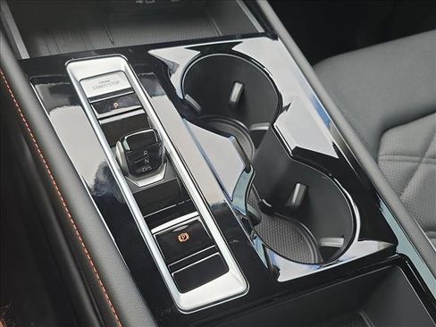 New 2026 Volkswagen Atlas Peak Edition AWD/4WD image 18