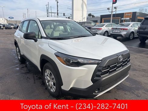 New 2026 Toyota Corolla Cross L image 9