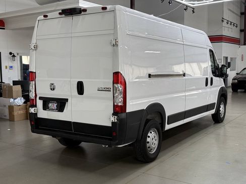 Used 2023 RAM ProMaster 2500 FWD image 2