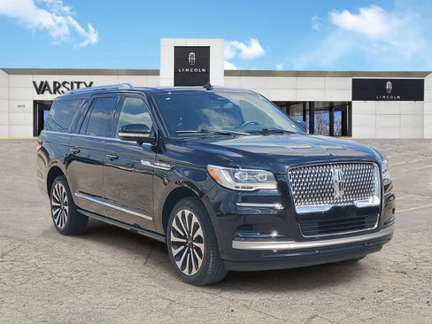 Used 2023 Lincoln Navigator L Reserve AWD/4WD image 1