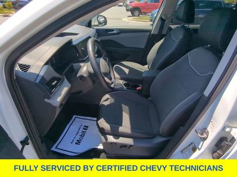 Used 2024 Volkswagen Taos SE FWD image 24