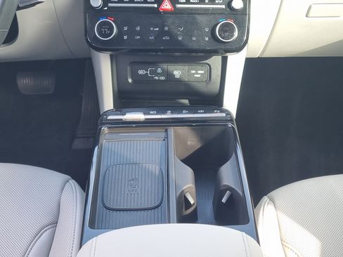 Used 2025 Hyundai Tucson Limited FWD image 22