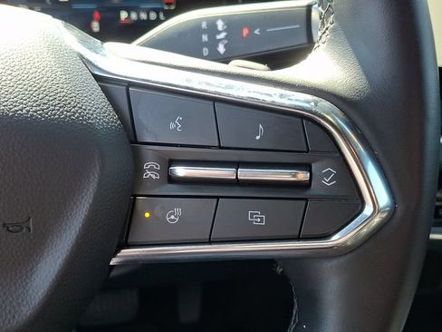 Used 2025 Chevrolet Equinox LT FWD image 17