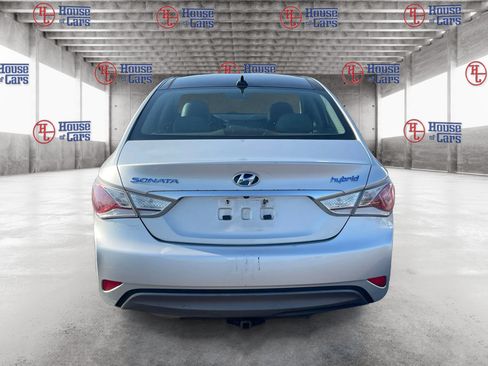 Used 2012 Hyundai Sonata Hybrid w/ Ultimate Pkg FWD image 6