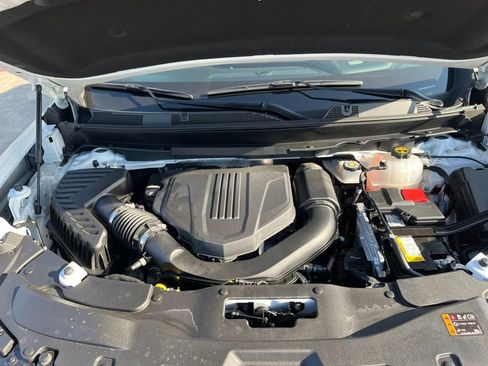 Used 2025 GMC Acadia Elevation image 28