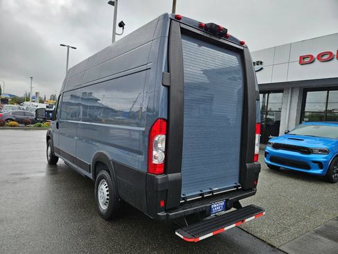 Used 2024 RAM ProMaster 3500 FWD image 3
