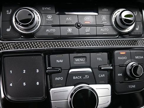 Used 2014 Audi S8 AWD/4WD image 35