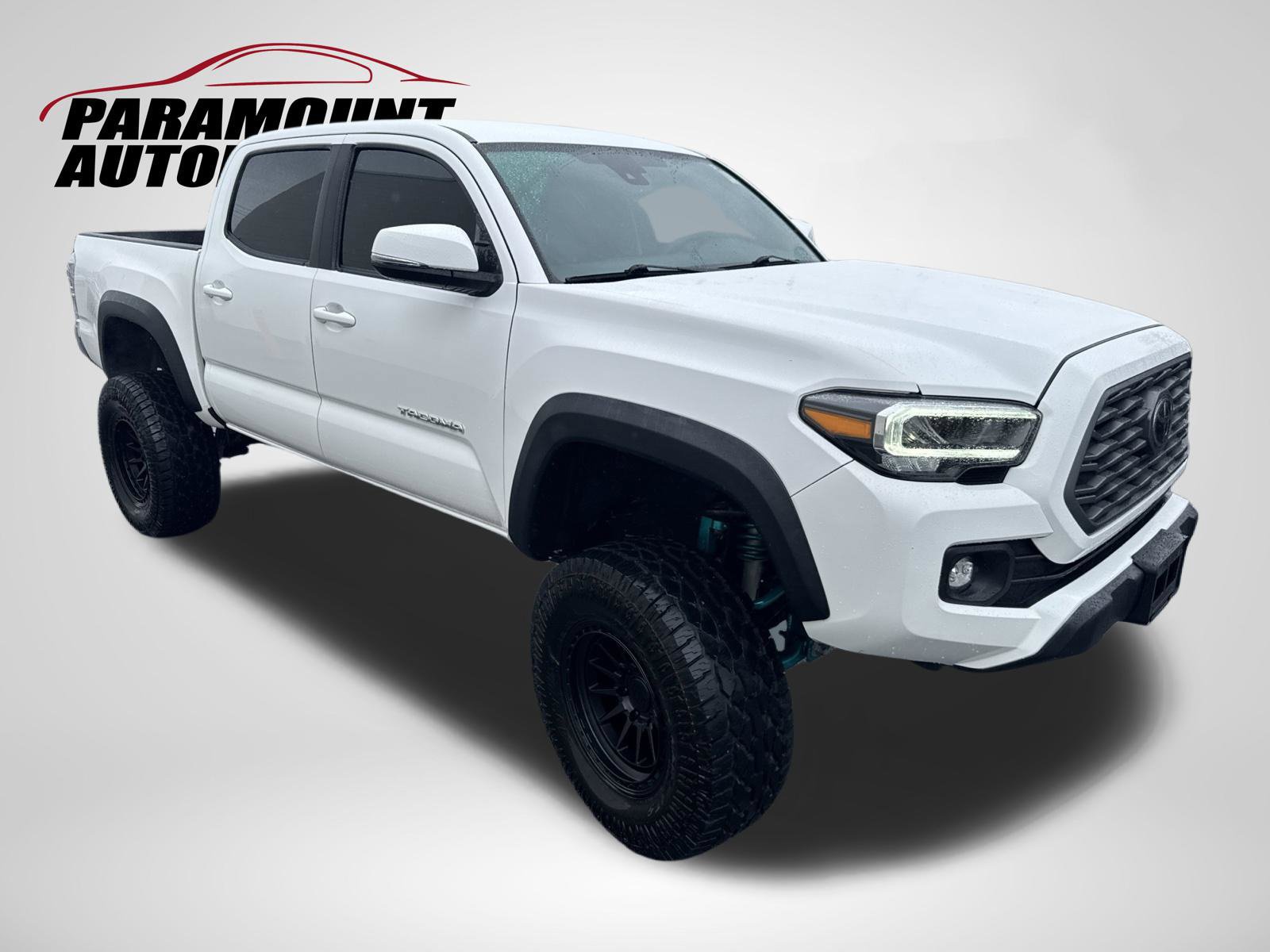 Used 2022 Toyota Tacoma TRD Off-Road AWD/4WD image 3