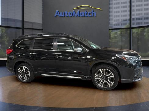 Used 2023 Subaru Ascent Touring AWD/4WD image 13