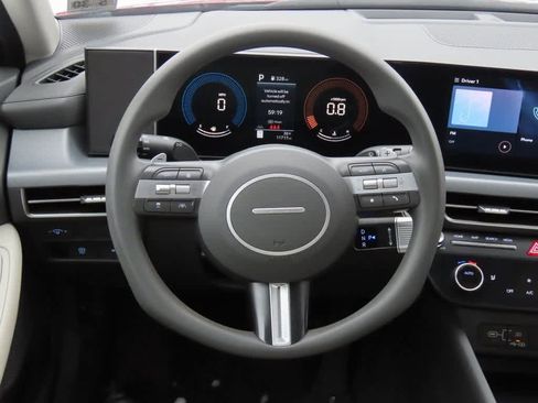 Used 2025 Hyundai Sonata SEL image 19