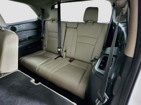 Used 2019 Honda Pilot Touring image 26