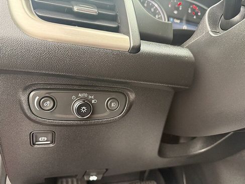 Used 2018 GMC Terrain Denali w/ Advanced Safety Package image 14