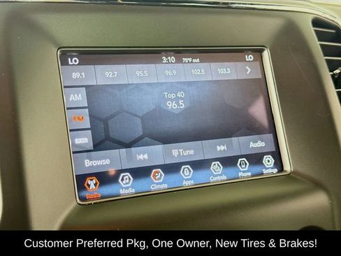 Used 2019 Jeep Grand Cherokee Laredo image 14