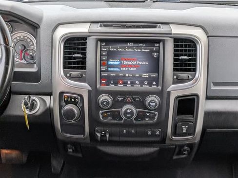 Used 2019 RAM 1500 Big Horn RWD image 17