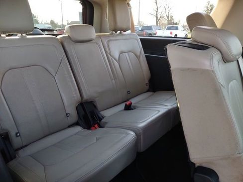 Used 2024 Ford Expedition Max Limited image 24