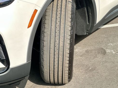 Used 2026 Lincoln Nautilus Premier w/ Equipment Group 102A image 25