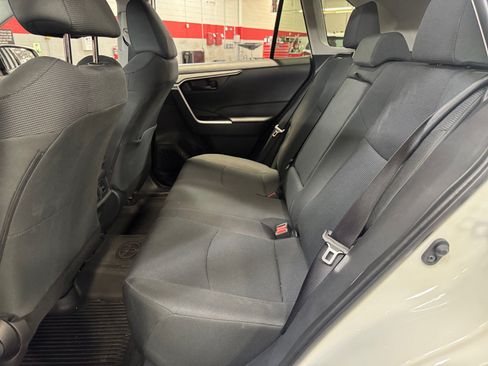 Certified 2025 Toyota RAV4 LE AWD/4WD image 16