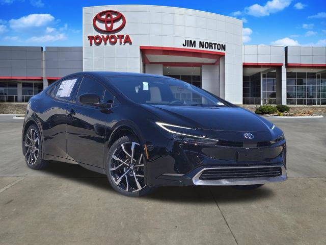 New 2027 Toyota Prius Plug-In Hybrid FWD image 1