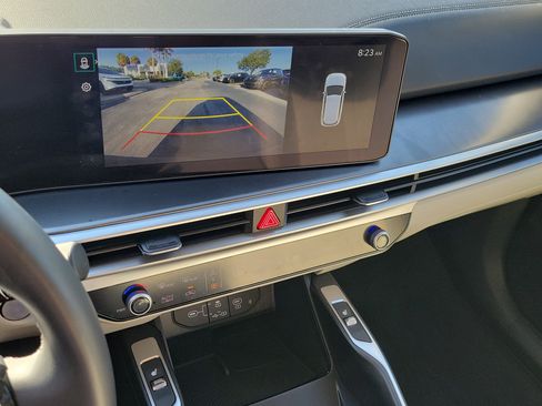 Used 2024 Kia Sorento S w/ Panoramic Sunroof Package FWD image 25