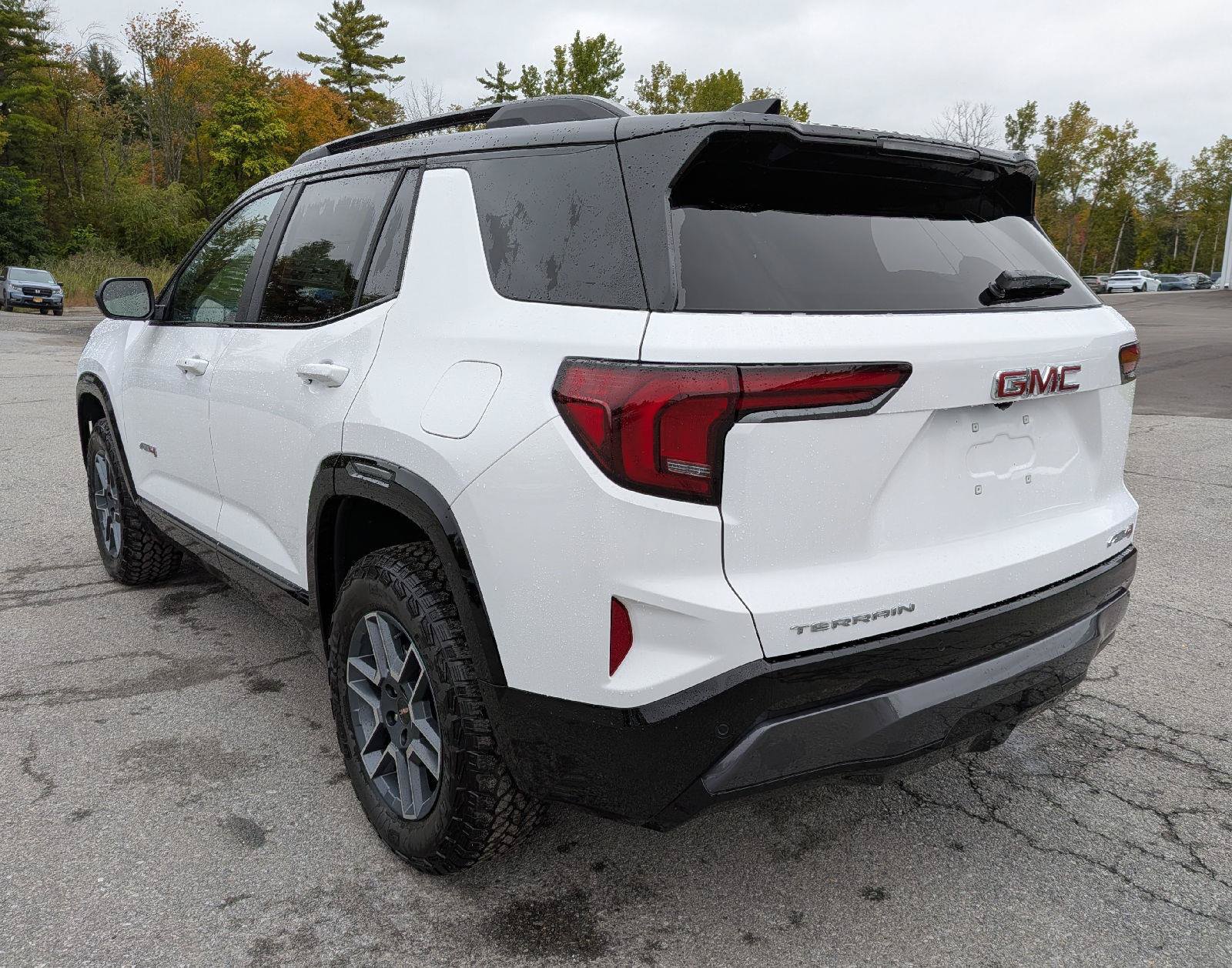 New 2027 GMC Terrain AT4 AWD/4WD image 7