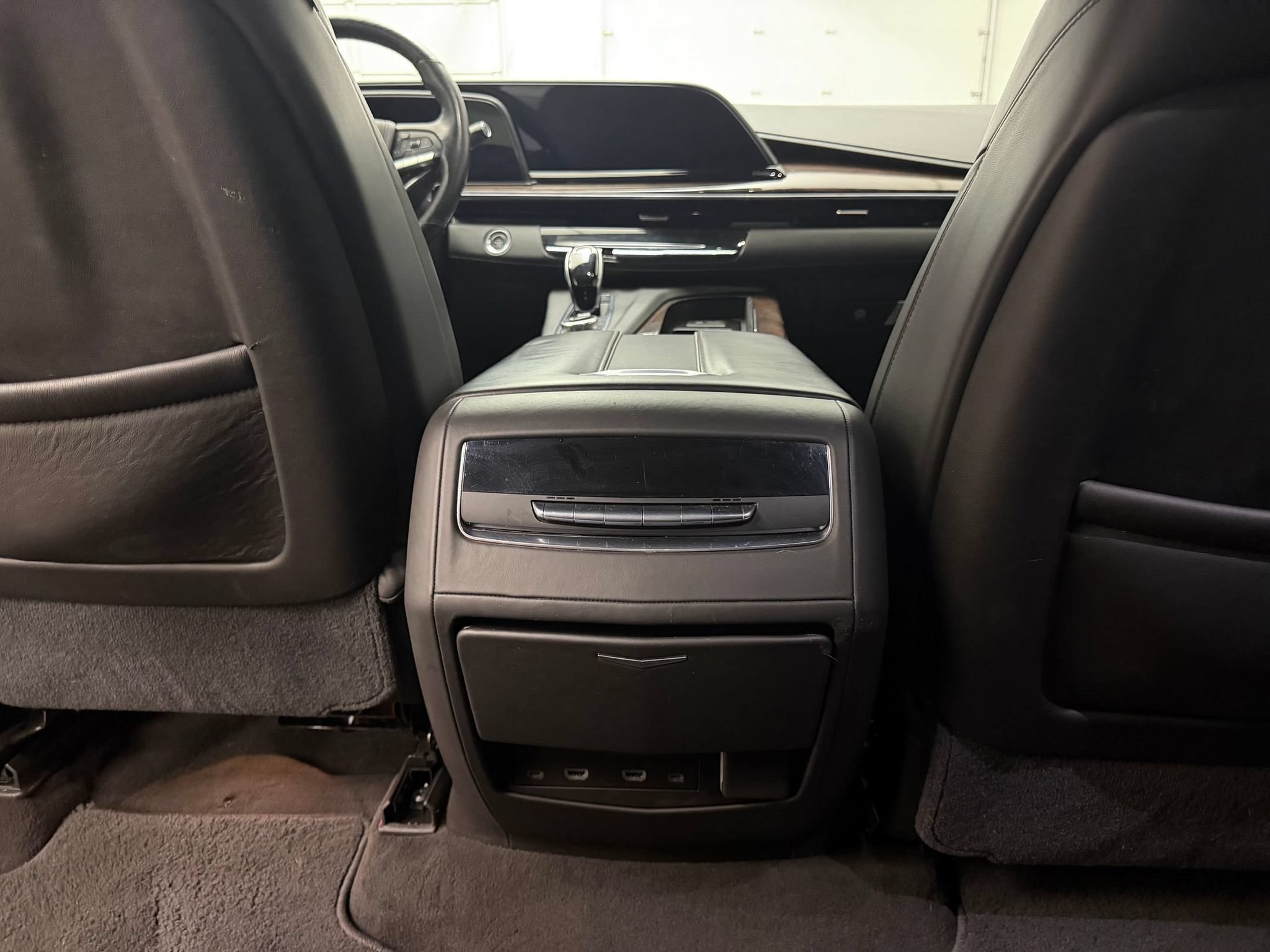 Used 2021 Cadillac Escalade Sport Platinum AWD/4WD image 32