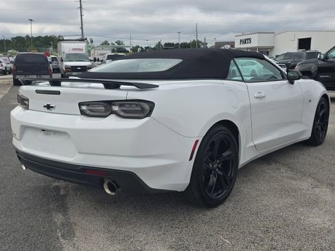 Used 2023 Chevrolet Camaro LT w/ RS Package image 5