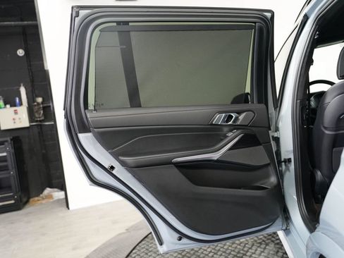 Used 2023 BMW X7 xDrive40i w/ Executive Package AWD/4WD image 15