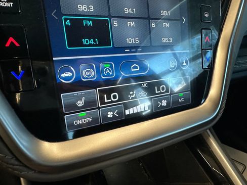 Used 2024 Subaru Outback Onyx Edition AWD/4WD image 15