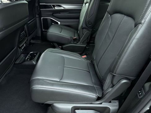 New 2026 Jeep Grand Wagoneer Limited image 21